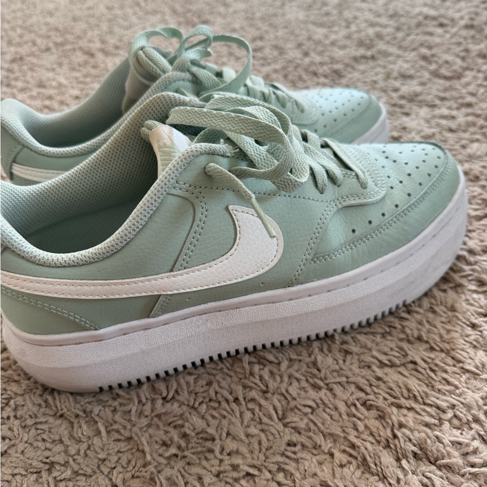 Nike Women's Sneakers in Mint Green and White